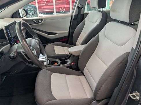 Used 2020 Hyundai Ioniq SEL image 6