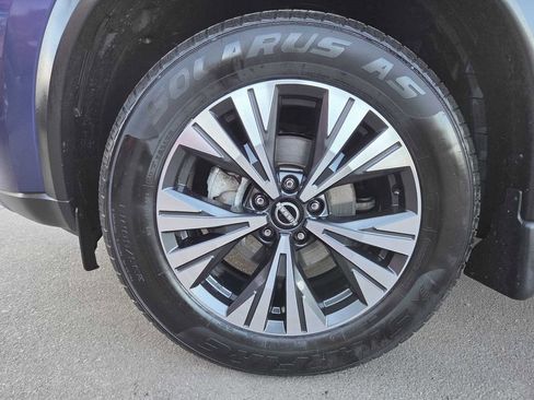 Used 2023 Nissan Rogue SV image 23