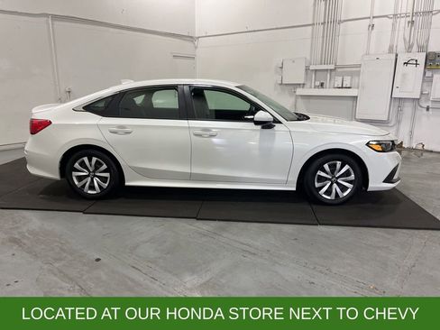 Used 2024 Honda Civic LX image 9
