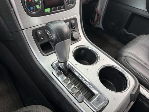 Used 2009 GMC Acadia SLT AWD/4WD image 27