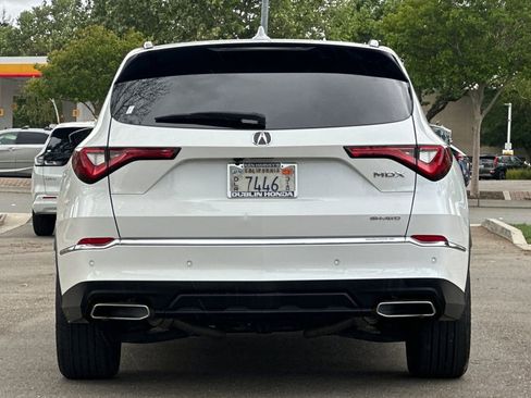 Used 2022 Acura MDX SH-AWD w/ Advance Package image 5