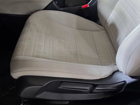 Used 2023 Honda HR-V LX image 23