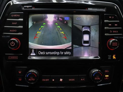 Used 2016 Nissan Maxima Platinum image 22