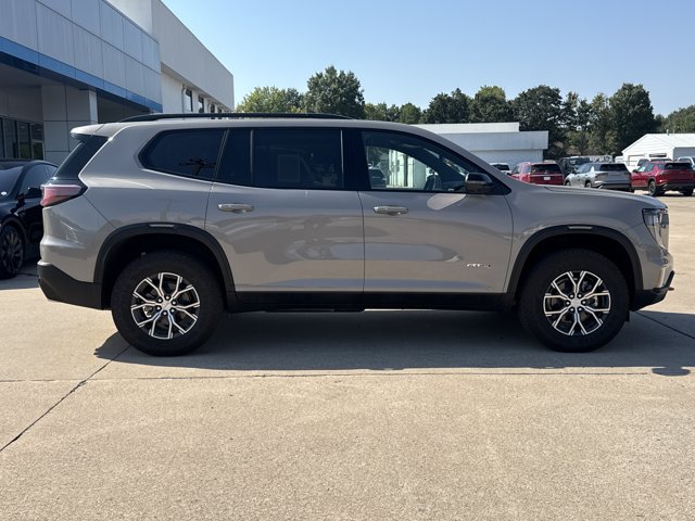 Used 2026 GMC Acadia AT4 w/ Luxury Package AWD/4WD image 2