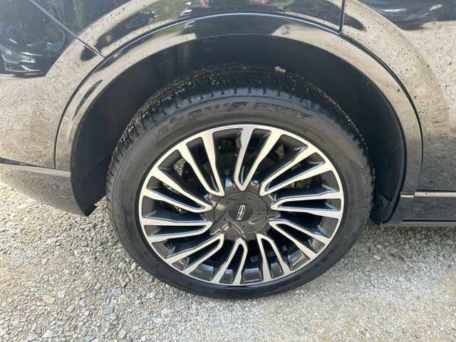 Used 2022 Lincoln Corsair AWD w/ Premium Package image 54