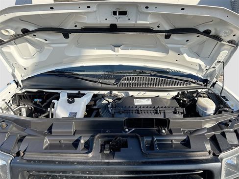 Used 2022 GMC Savana 2500 w/ Driver Convenience Package image 25