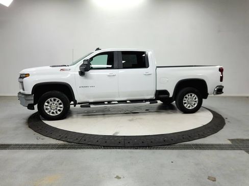 Used 2023 Chevrolet Silverado 2500 LT w/ Convenience Package AWD/4WD image 5