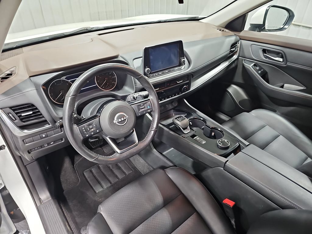 Certified 2023 Nissan Rogue SV w/ SV Premium B Package AWD/4WD image 16