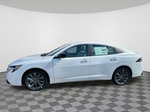 New 2026 Nissan Sentra SL FWD image 16