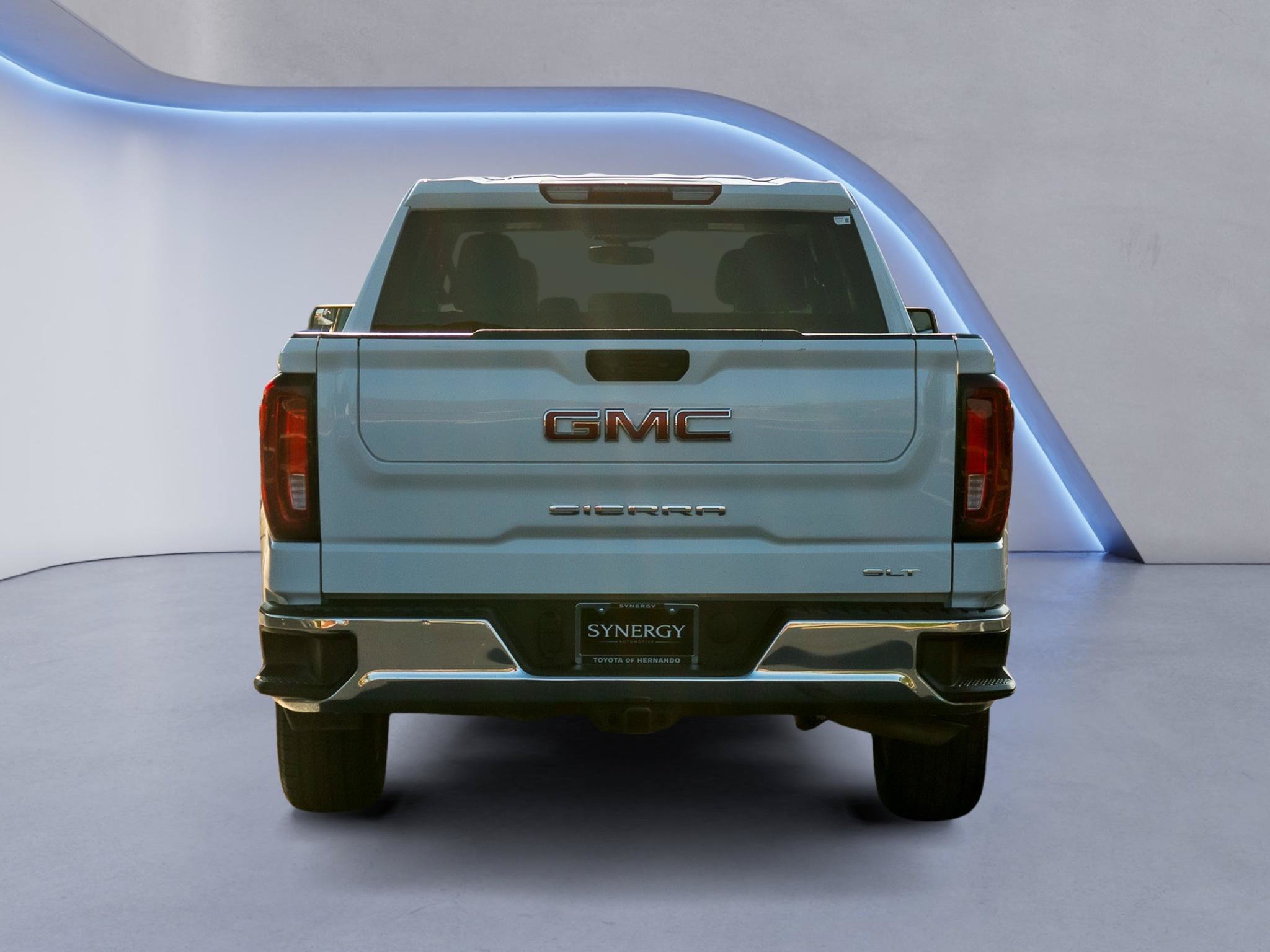Used 2025 GMC Sierra 1500 SLT AWD/4WD image 7