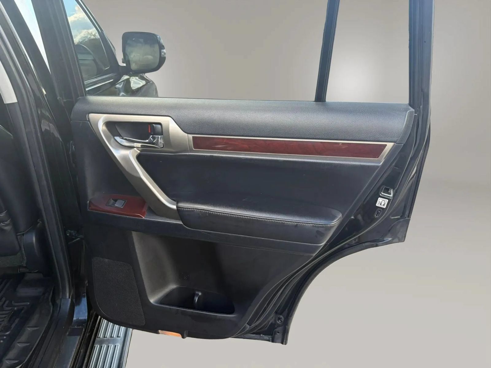 Used 2018 Lexus GX 460 Premium AWD/4WD image 30