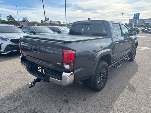 Used 2021 Toyota Tacoma SR5 image 9