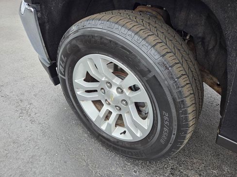 Used 2018 Chevrolet Silverado 1500 LT w/ Texas Edition image 14