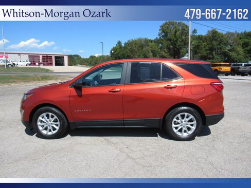 Used 2020 Chevrolet Equinox LS w/ LS Convenience Package FWD image 7