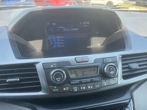 Used 2014 Honda Odyssey EX-L image 26