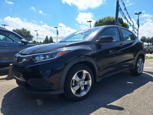 Used 2021 Honda HR-V LX image 1