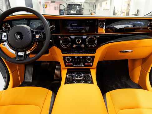 New 2026 Rolls-Royce Spectre image 42