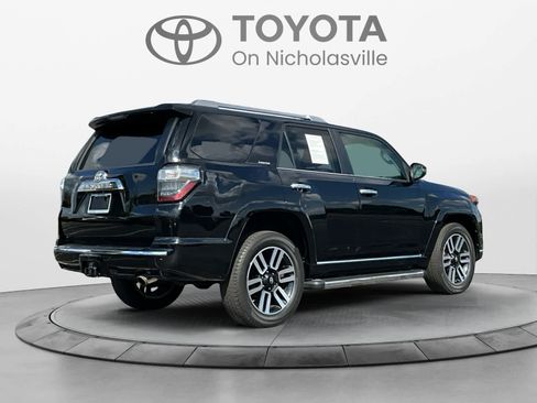 Used 2018 Toyota 4Runner Limited AWD/4WD image 5