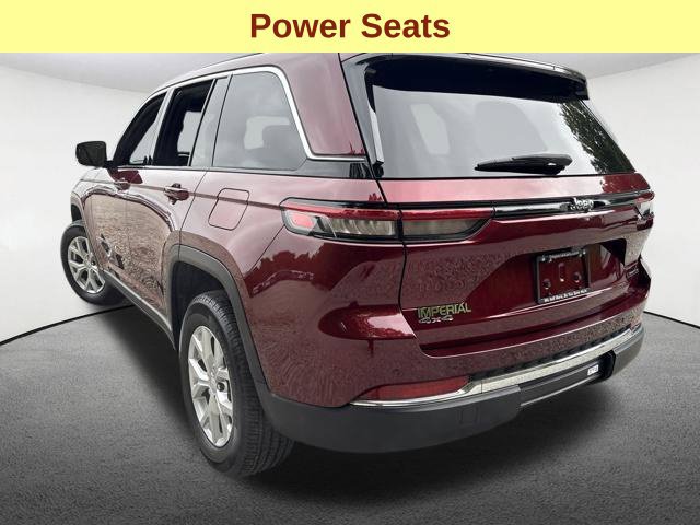 Used 2023 Jeep Grand Cherokee Limited AWD/4WD image 10