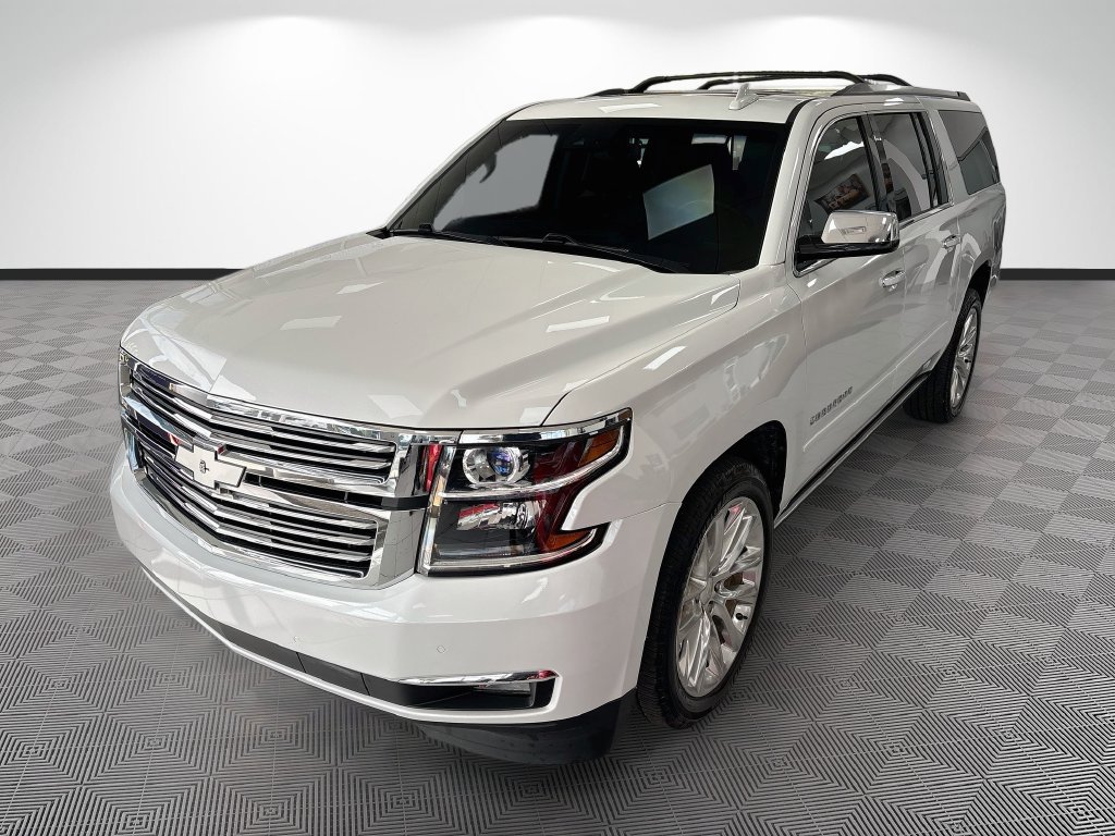 Used 2019 Chevrolet Suburban Premier w/ Premier Plus Edition AWD/4WD image 19