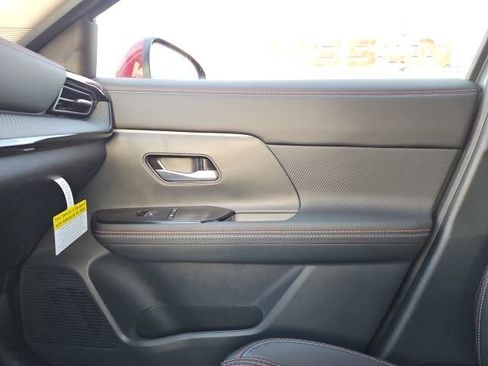 New 2026 Nissan Kicks SR w/ Cold Weather Package image 36