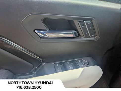 Used 2023 GMC Canyon AT4X AWD/4WD image 28