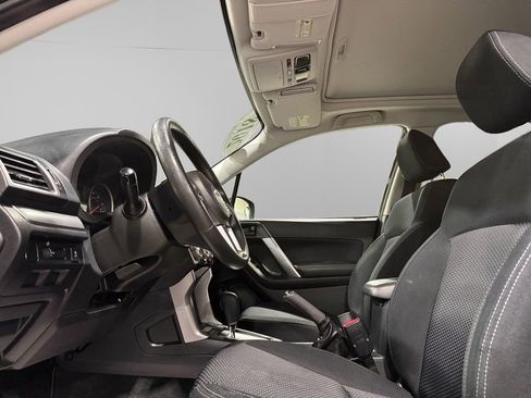 Used 2018 Subaru Forester 2.5i Premium w/ All-Weather Package image 22