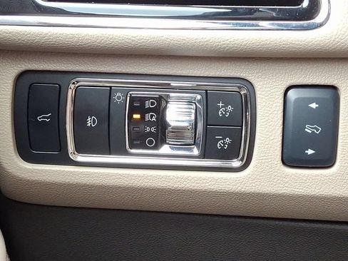 Used 2024 Lincoln Navigator L Reserve AWD/4WD image 26
