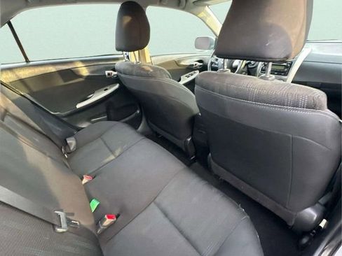 Used 2012 Toyota Corolla S image 9