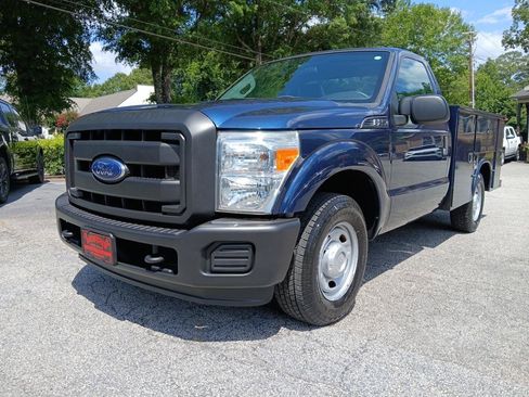 Used 2015 Ford F250 XL RWD image 2