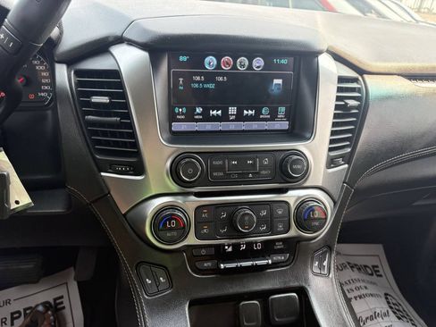 Used 2020 Chevrolet Suburban LT RWD image 31