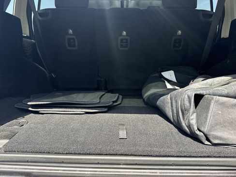 Used 2018 Jeep Wrangler Unlimited Sahara image 18