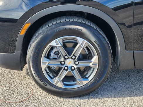 Used 2025 Chevrolet Blazer LT w/ Convenience Package image 13