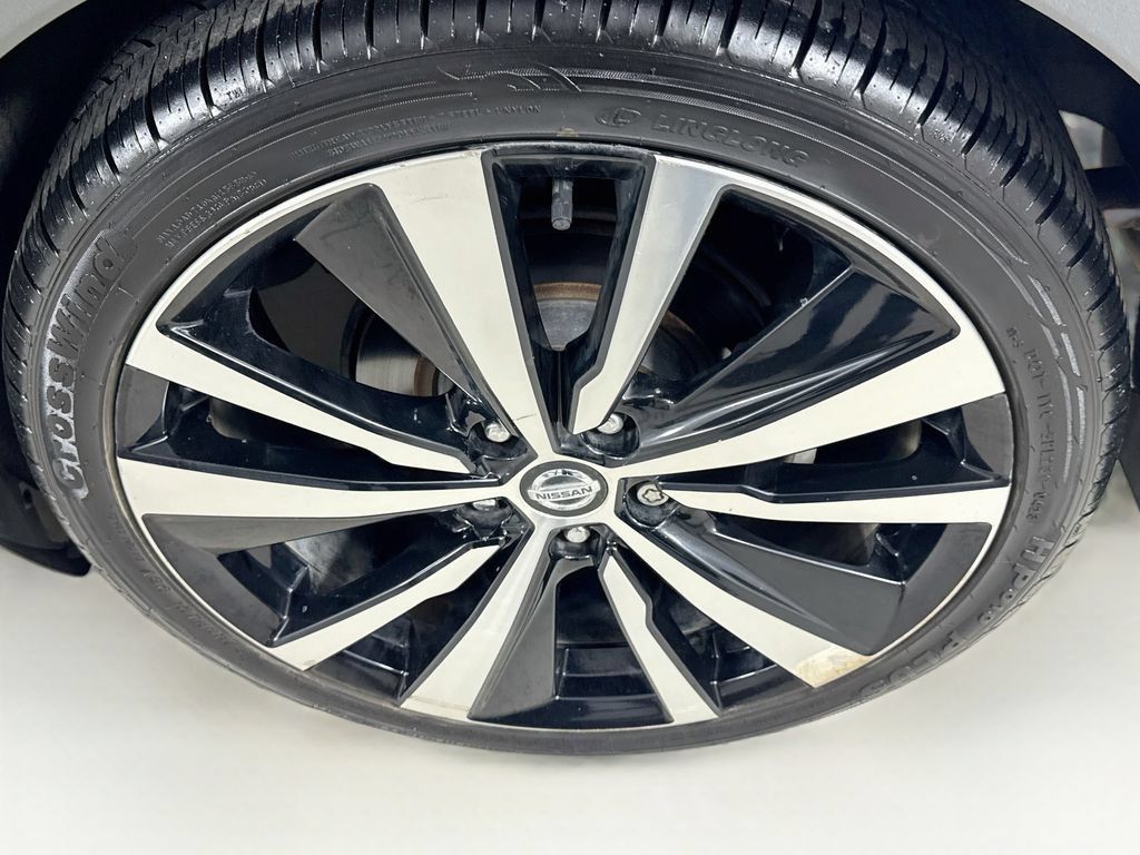 Used 2019 Nissan Altima 2.5 Platinum FWD image 34