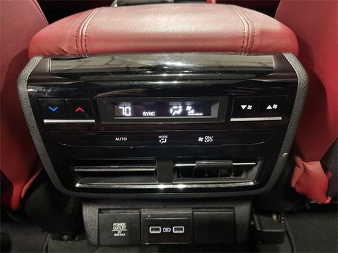 Used 2022 Acura MDX A-Spec image 37