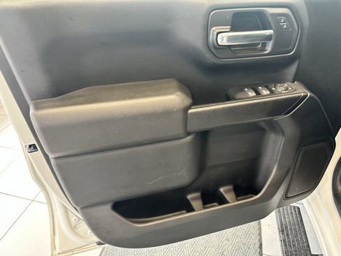 Used 2023 GMC Sierra 1500 Pro w/ Trailering Package image 9