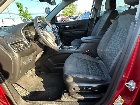 Used 2022 Chevrolet Equinox LT AWD/4WD image 9