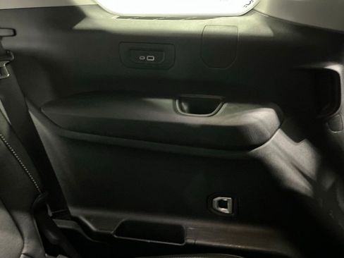 Used 2023 Jeep Grand Cherokee L Limited AWD/4WD image 17