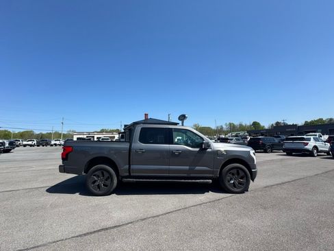 New 2023 Ford F150 Lightning Lariat AWD/4WD image 12