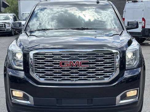 Used 2018 GMC Yukon Denali w/ Open Road Package AWD/4WD image 3