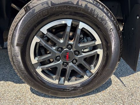 Certified 2024 Toyota Tacoma TRD Sport w/ TRD Sport Premium Package AWD/4WD image 59