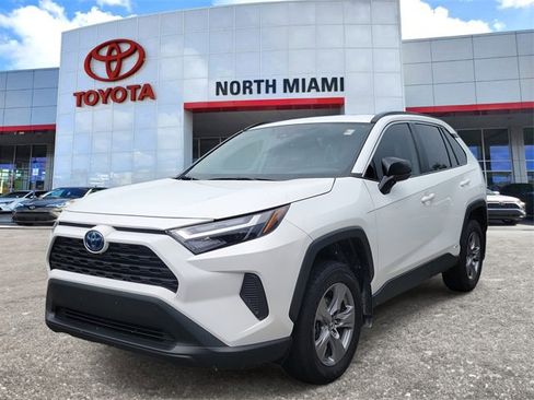 Used 2024 Toyota RAV4 LE image 2