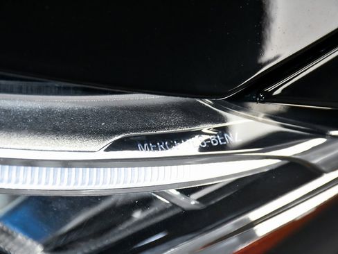 Used 2019 Mercedes-Benz C 300 Sedan image 68