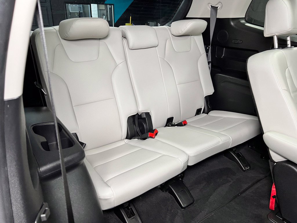 Used 2025 Kia Telluride SX Prestige AWD/4WD image 17