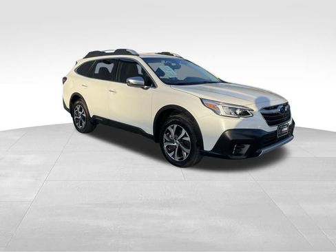 Used 2020 Subaru Outback Touring XT AWD/4WD image 3