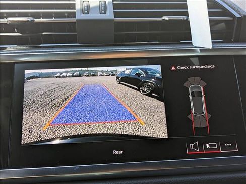 New 2025 Audi Q3 2.0T Premium image 13