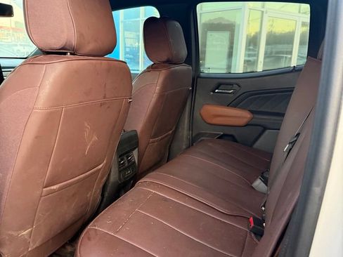 Used 2026 GMC Canyon AT4 AWD/4WD image 10