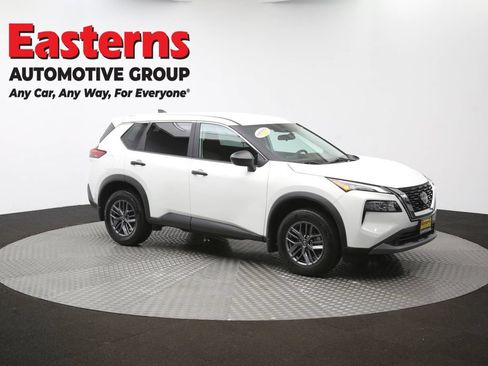 Used 2023 Nissan Rogue S AWD/4WD image 49
