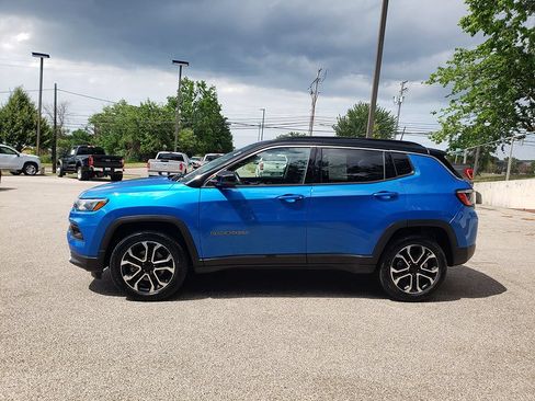 Used 2022 Jeep Compass Limited AWD/4WD image 8