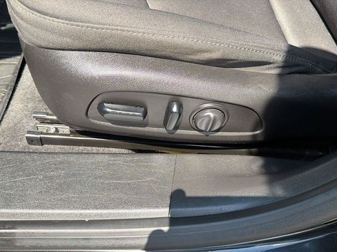 Used 2019 Chevrolet Malibu LT w/ Driver Confidence Package FWD image 14